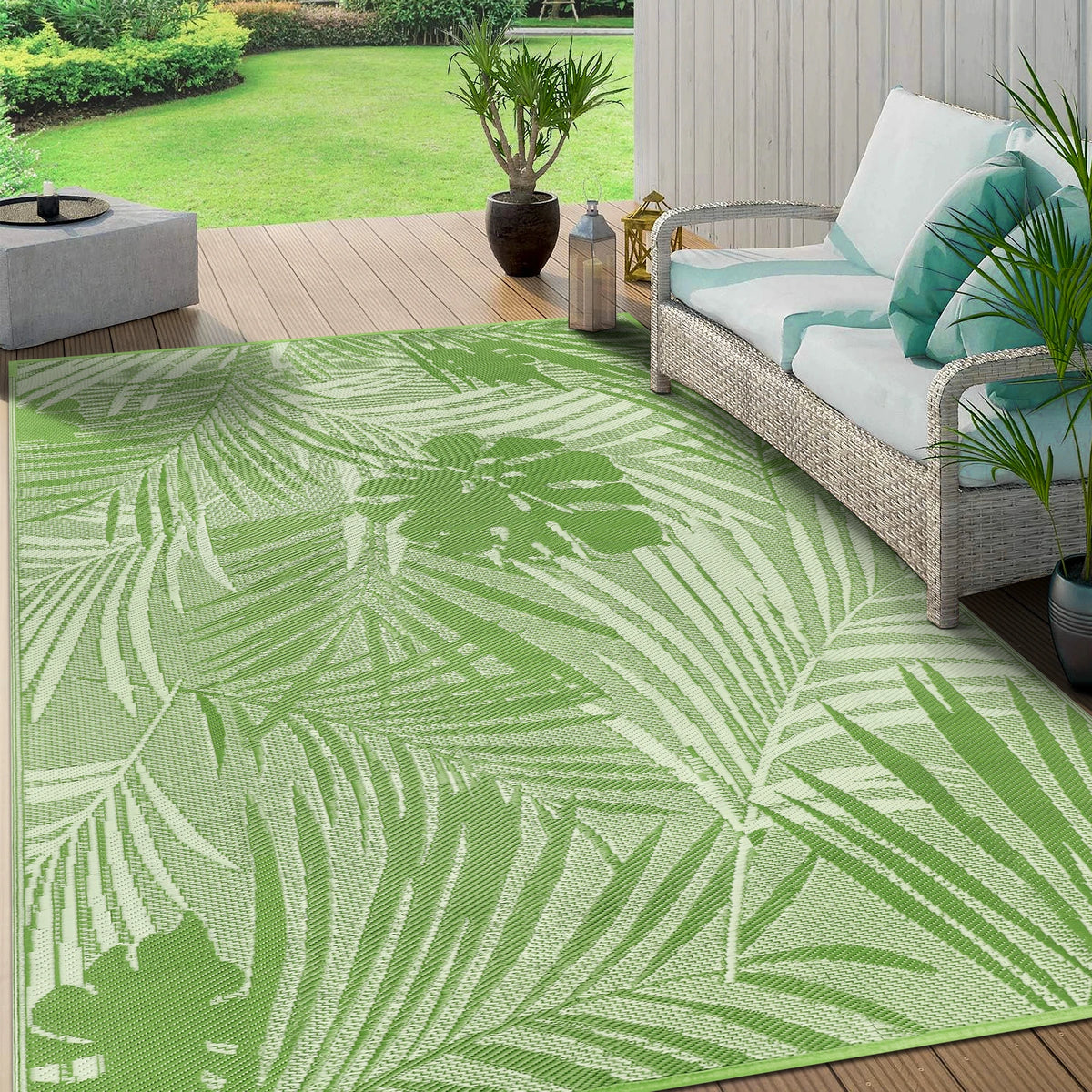 Waterproof Recycled Plastic Outdoor Rug For Patio And Camping