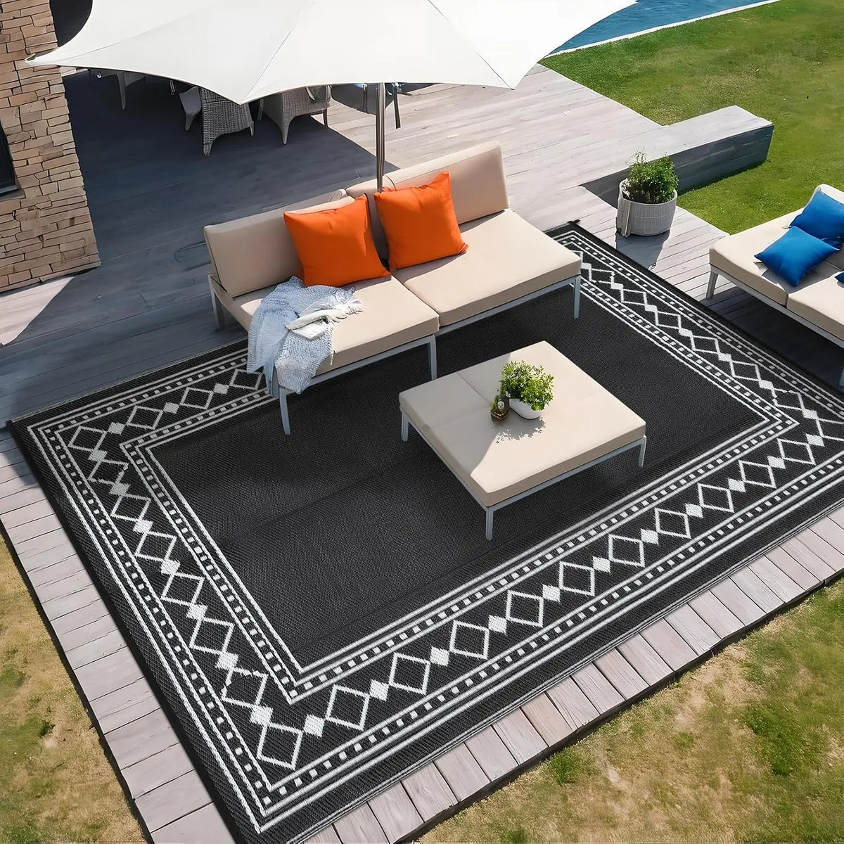 TWISTER.CK Waterproof Reversible Outdoor Plastic Patio Rug