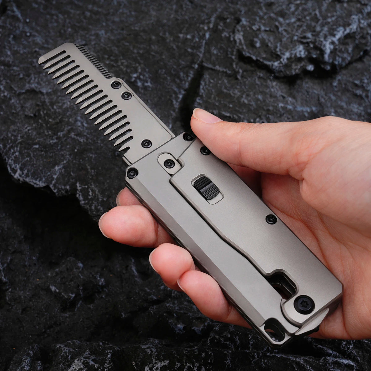 Outdoor Multifunctional Folding Combination Tool