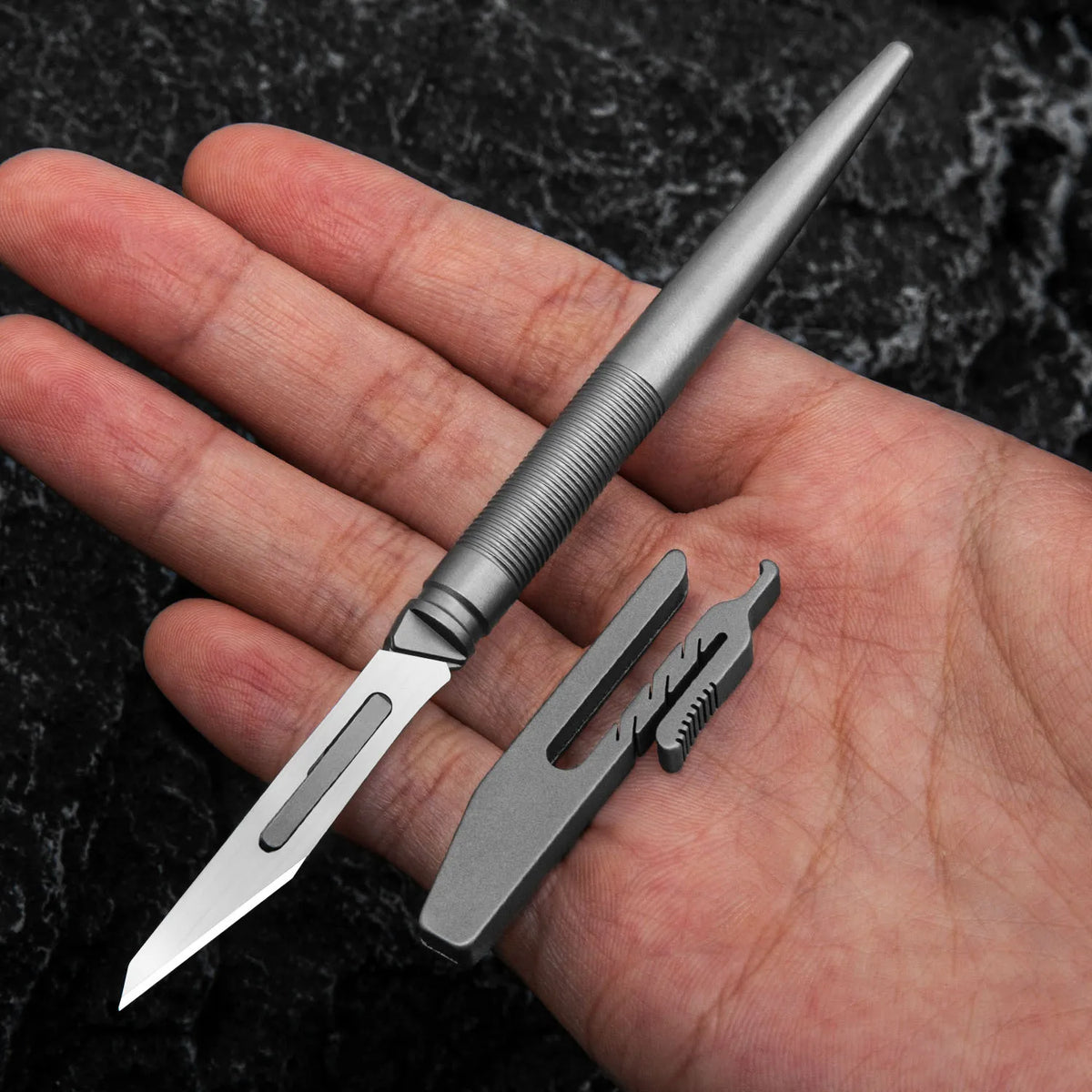 Titanium Alloy Crowbar and Utility Knife Tool Set